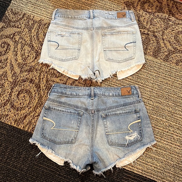 Bundle of 2 American Eagle high rise Jean shorts - size 4 - Picture 1 of 7